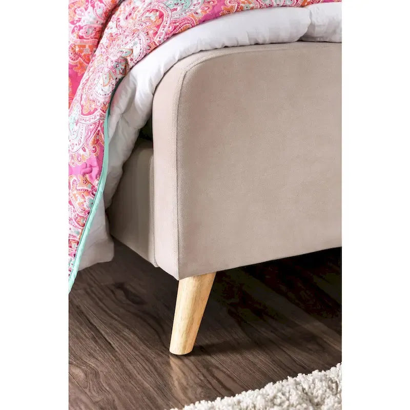 Letto queen in tessuto stile moderno di metà secolo con piattaforma e testiera capitonné