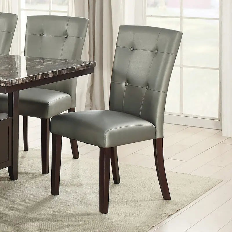 Sedie da Pranzo in Similpelle Trapuntata con Struttura in Legno - Set da 2