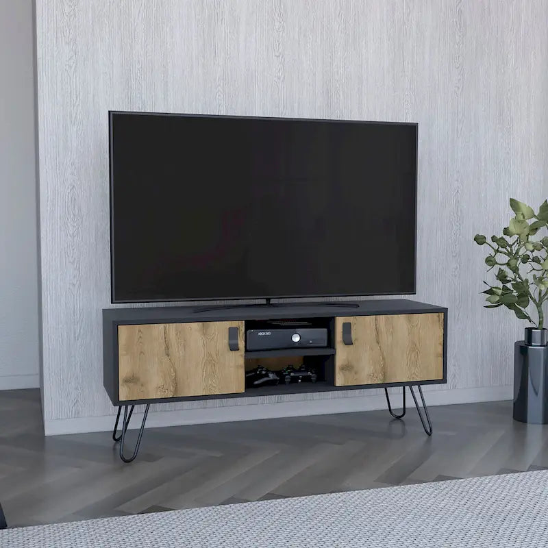 Szafka RTV z nóżkami hairpin, 2 drzwiczkami i otwartymi półkami – szer. 121 cm